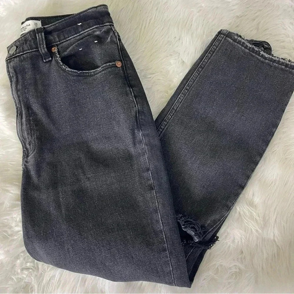 Abercrombie & Fitch Ultra High Rise The Ankle Straight Jeans Size 26 / 2 Short - Picture 5 of 6